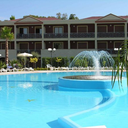 Centro Turistico Akiris Hotel Nova Siri Marina Exterior photo