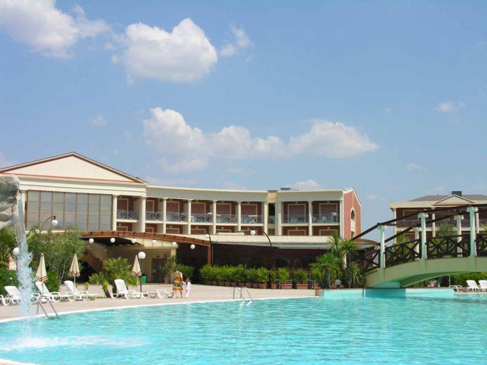 Centro Turistico Akiris Hotel Nova Siri Marina Exterior photo